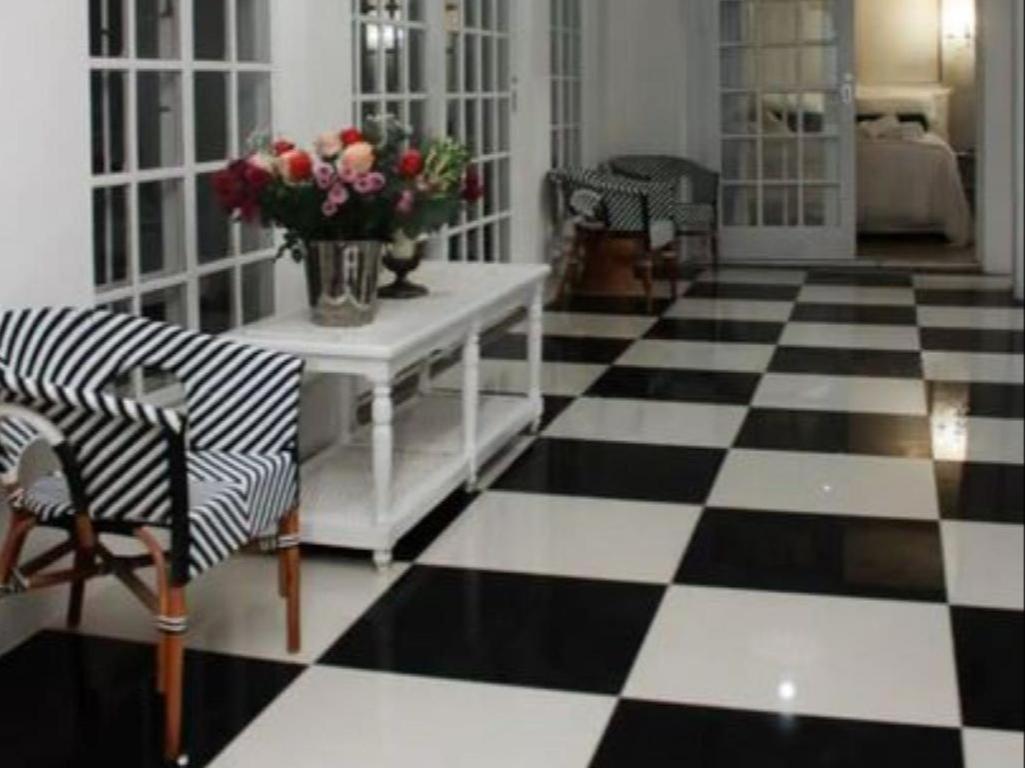 La Belle Guest House Bloemfontein Zewnętrze zdjęcie
